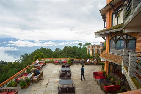 Everest Manla resort in Nagarkot .